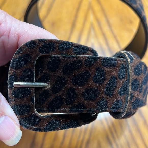 Lepoard print belt . Size Medium. - Picture 4 of 4